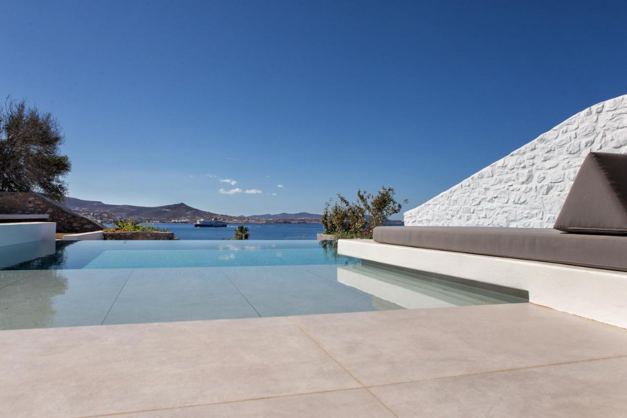 Agnanti & Hotel Parikia (Paros)